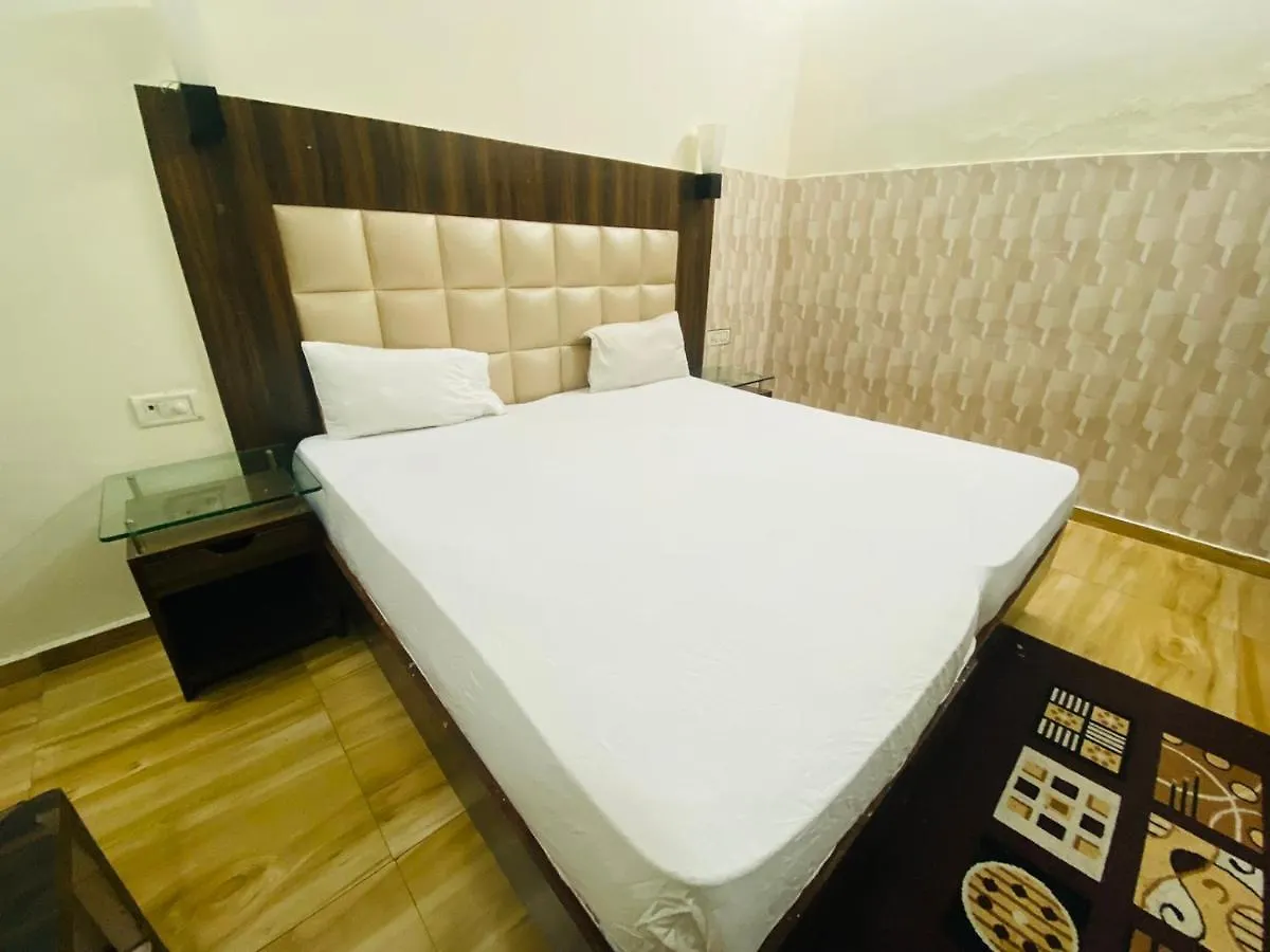 Hotel Premium White House Agra   Agra (Uttar Pradesh)